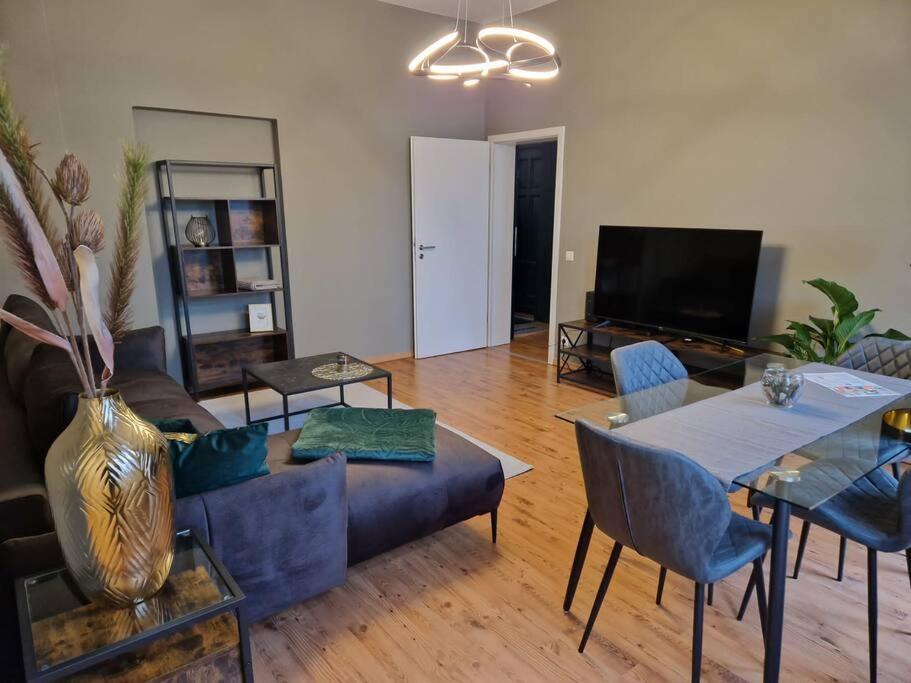 Apartment Akk6 Designpartment Naehe Hbf Uni Oper Magdeburg